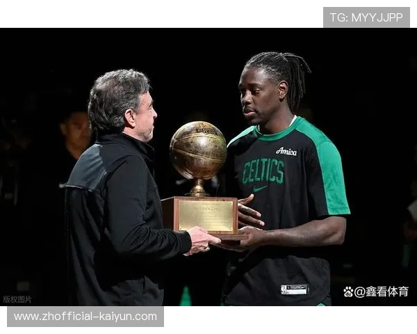 霍勒迪10分7助开拓者控卫 组织任务完成但个人进攻低迷